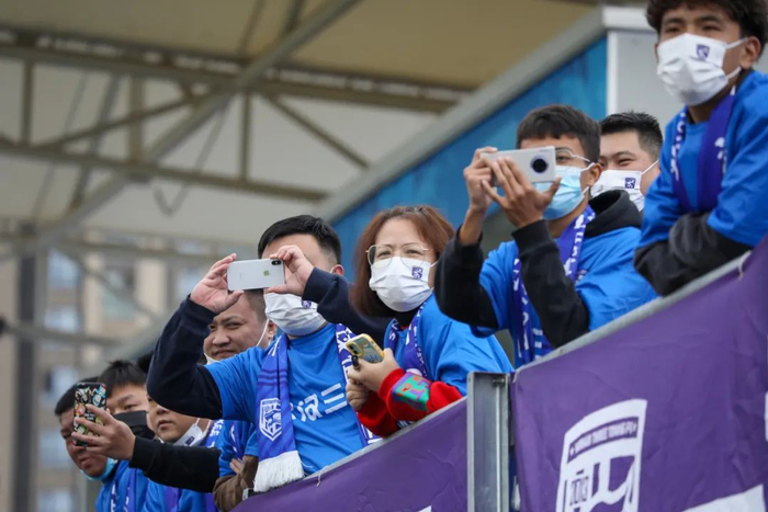 包含武汉三镇内部会议纪要流出——冲刺阶段内部沟通；欧篮联使命明确；球队文化再被提及的词条-ayx