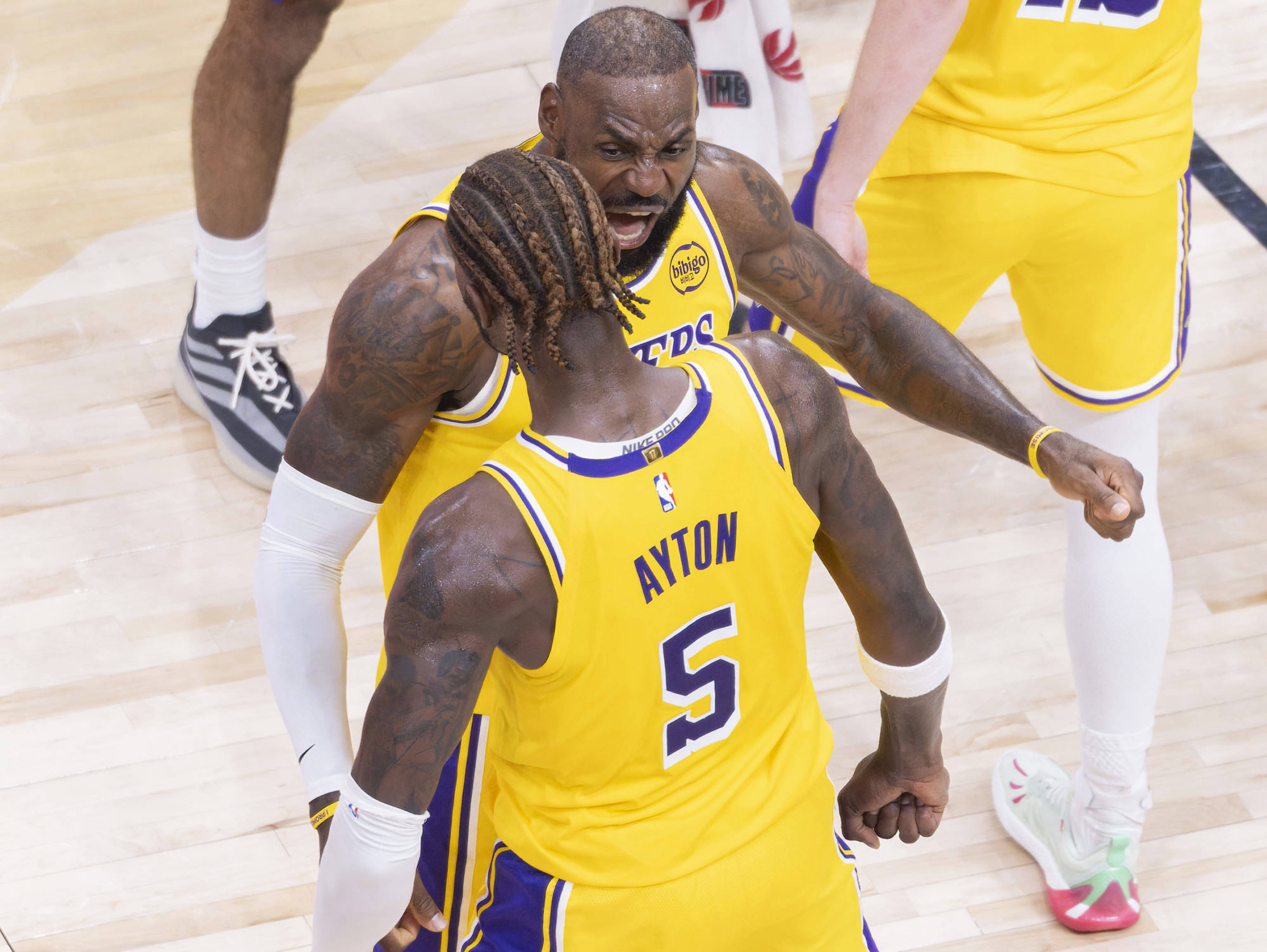 赛地聚焦：NBA常规赛关键时刻热度飙升，北京首钢临场应变，赛场秩序良好，球探报告显示潜力的简单介绍-ayx