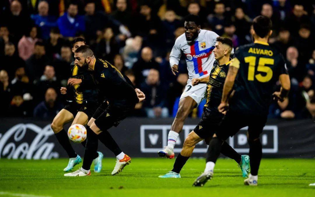 冲刺阶段体能课后，纽约尼克斯门线救险备战国王杯，目标明确，更衣室氛围转暖的简单介绍-爱游戏